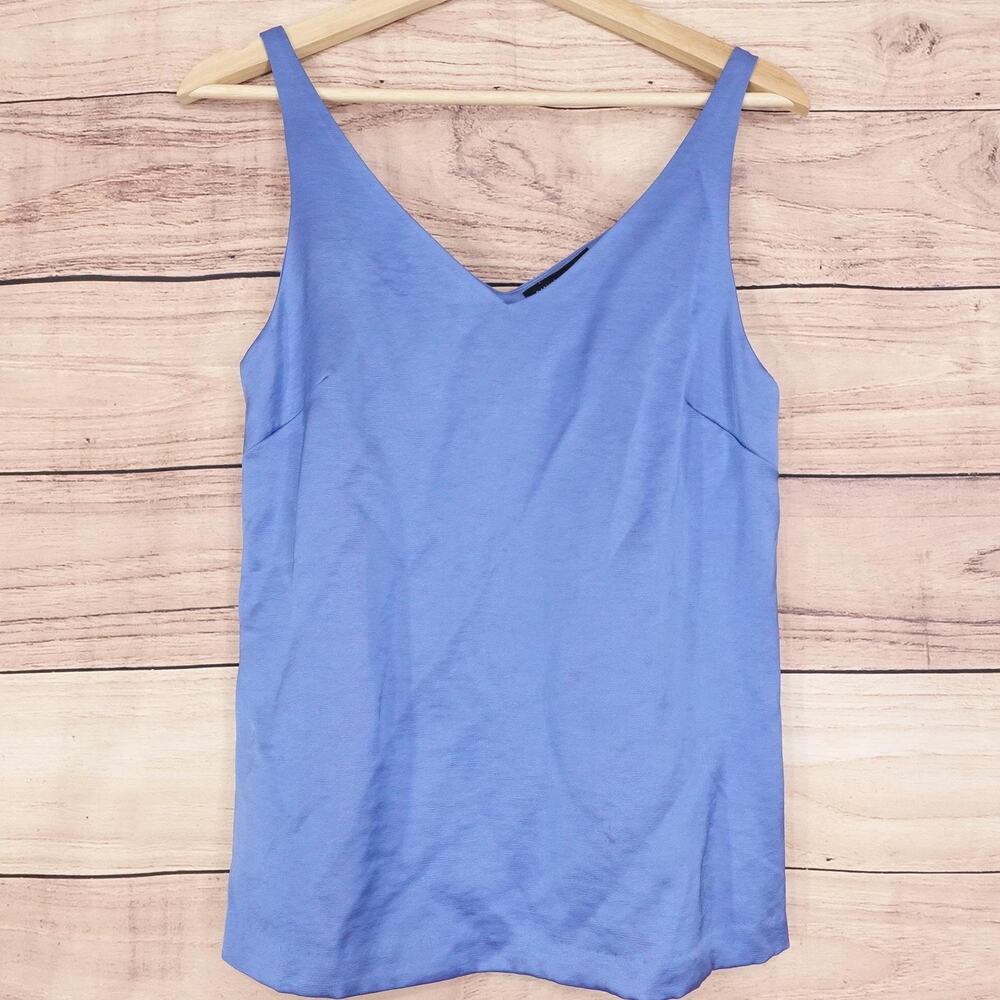 Banana Republic Tank Top Womens XS‎ Blue Sleeveless V Neck Lightweight Camisole